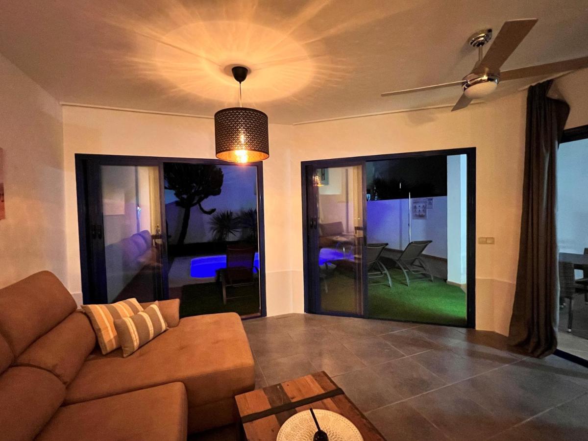 Luxury 3-Bedroom Villa With Heated Private Pool - In Marina Rubicon, Playa Blanca, Lanzarote Extérieur photo